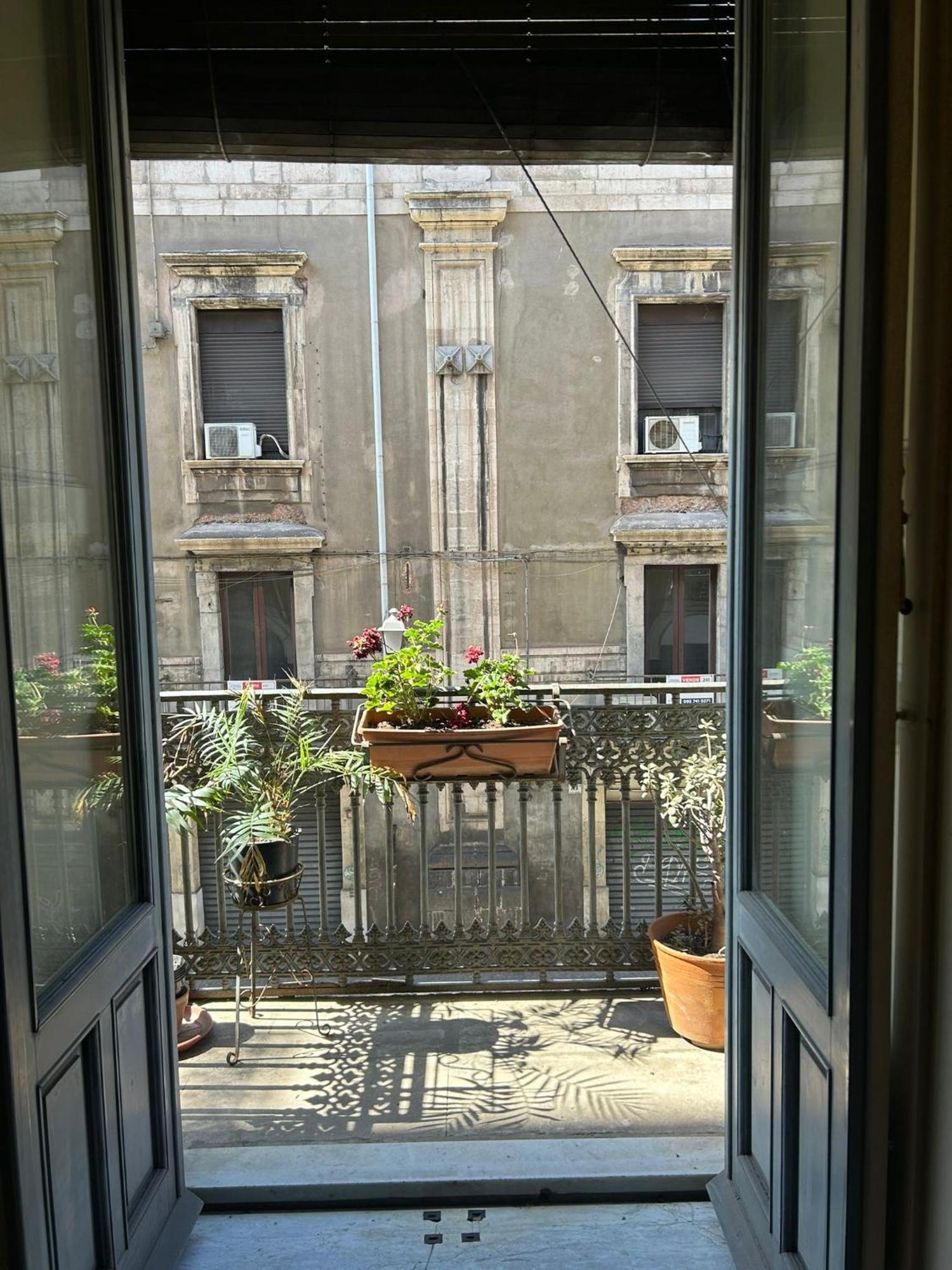 Bed And Books Bed & Breakfast CTA Exterior foto